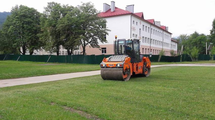 The "PBS" company has leveled a football field in Yaremche