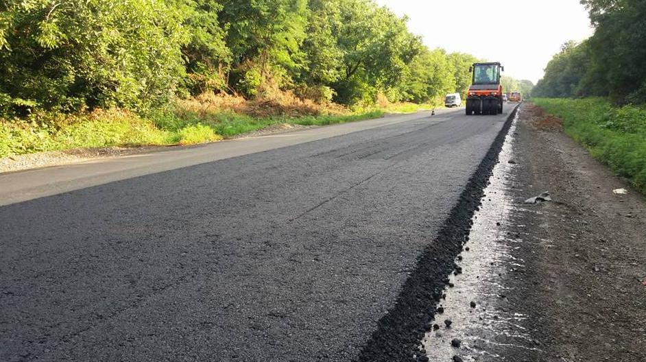 Road Н-03: repairs are underway in Dynivtsi