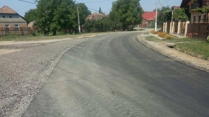 На дороге Берегово - Затишное - Кидеш стартовали работы по асфальтированию