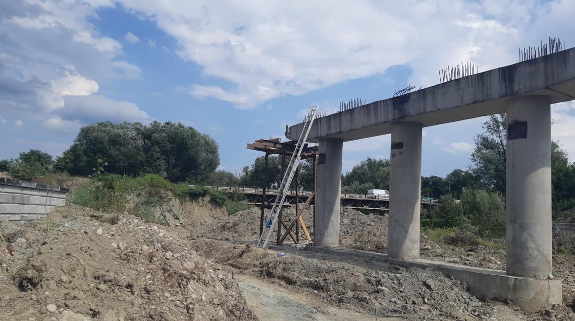 Kosiv bridge: repairs are underway