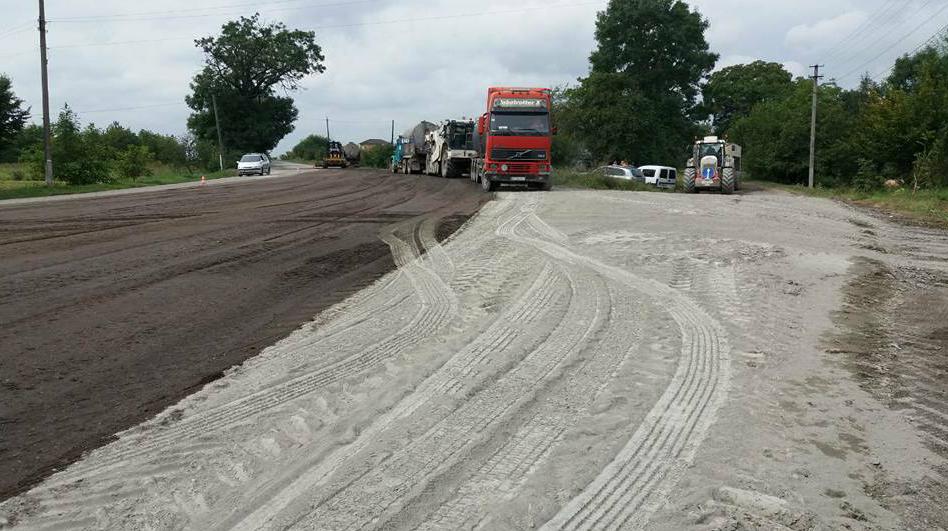 P-24 road: cold recycling has begun not far from Hvizdets