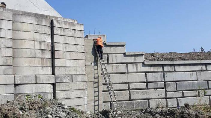 Продолжается ремонт моста в Косове