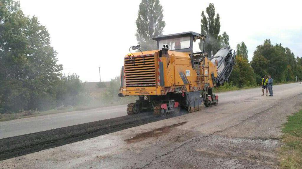 У Черкаській області ПБС розпочало ремонт автодороги Київ - Знам′янка