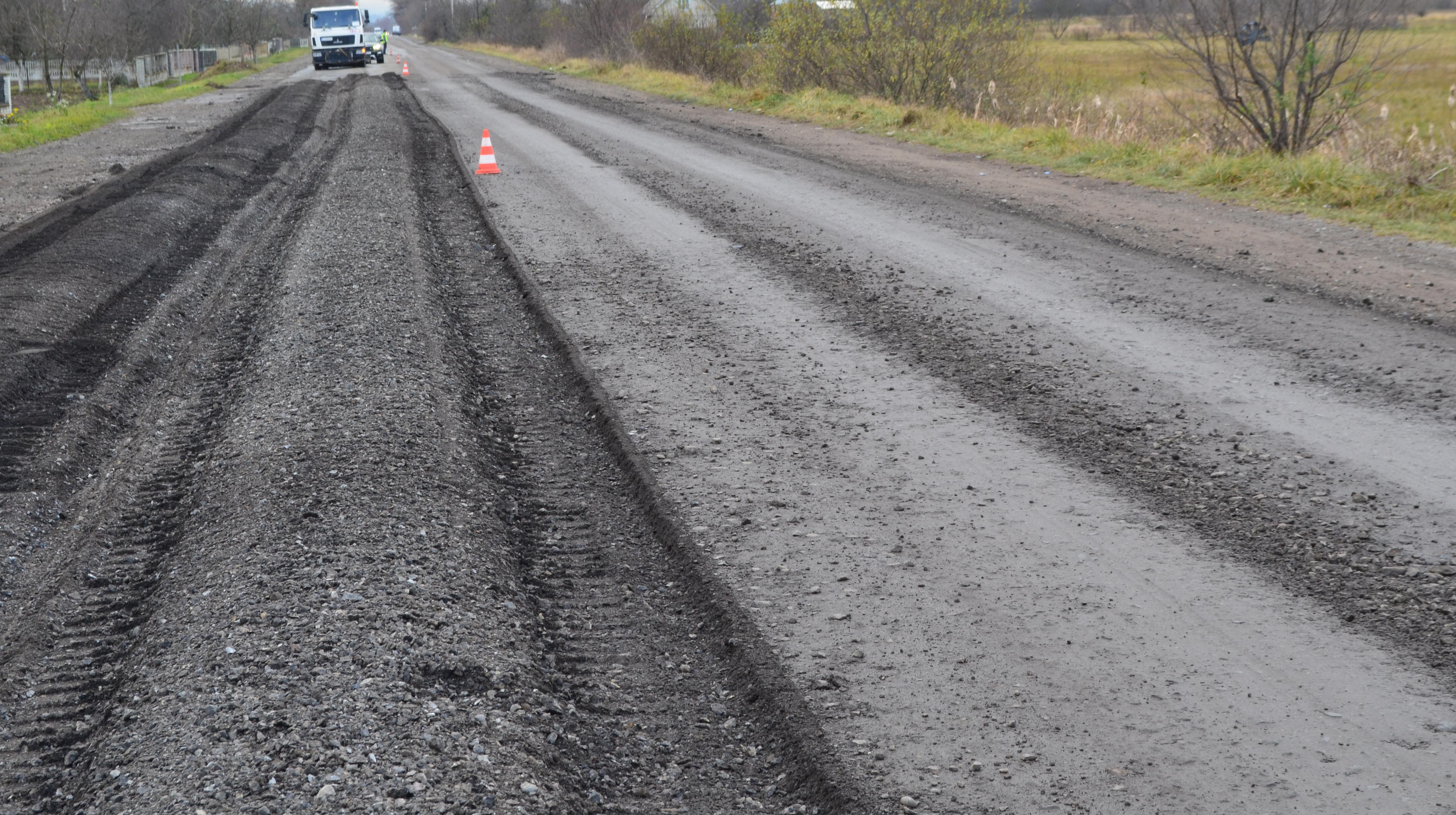 У селі Пійло відфрезеровано половину ділянки