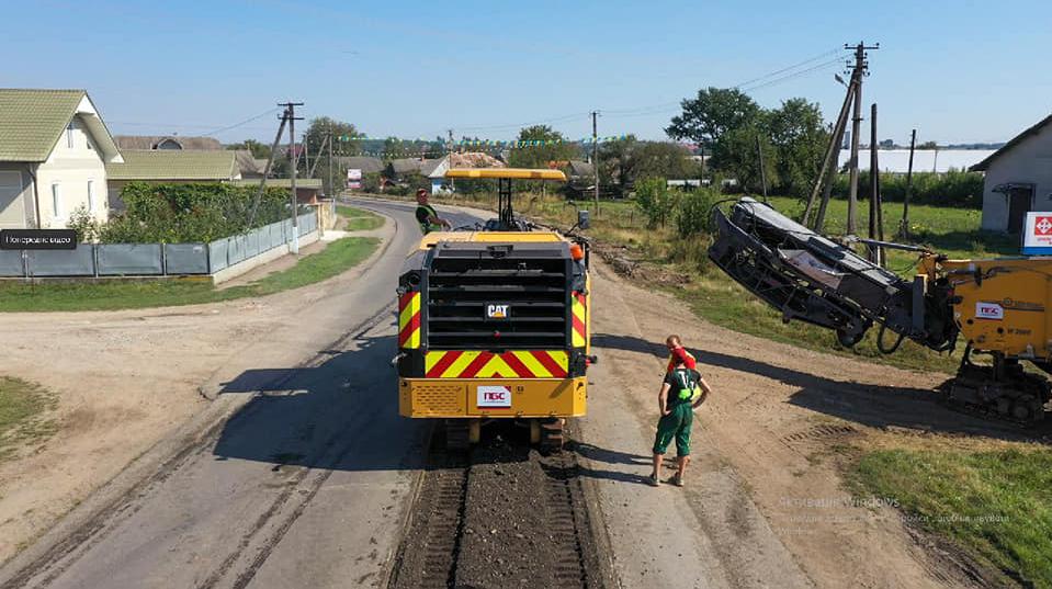 Repairing the road P-24 Tatariv - Kamianets-Podilskyi