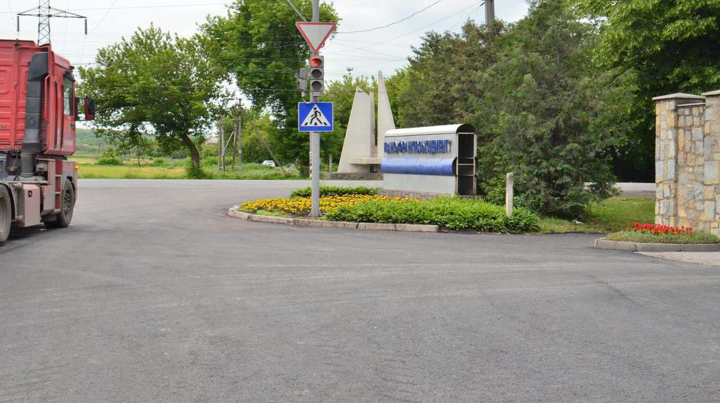 Прикарпатья является лидером в восстановлении дорог Западной Украины