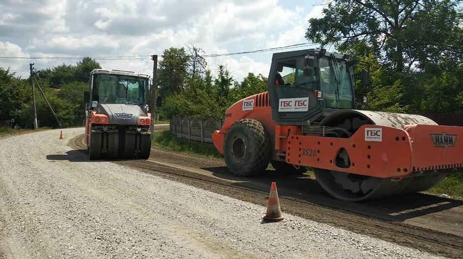 "PBS" is repairing the road in Komariv village