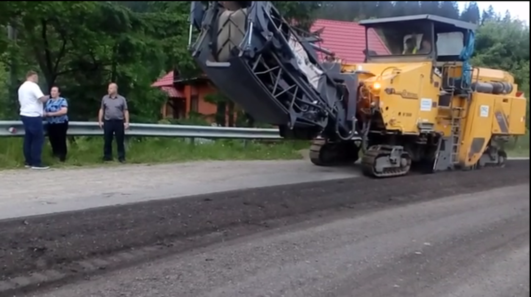 «ПБС» дотерміново розпочала ремонт ділянки дороги Р-24
