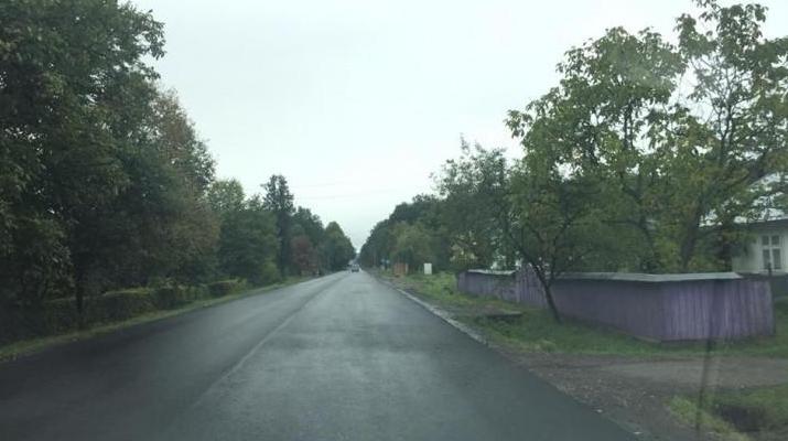 Гройсман похвастался отремонтированной дорогой на Прикарпатье